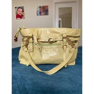 Barr + Barr New York belted grommets shoulder bag with chain details in avocado